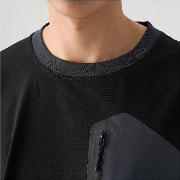 Quick-Dry Crewneck Pocket-Detail T-Shirt - Black