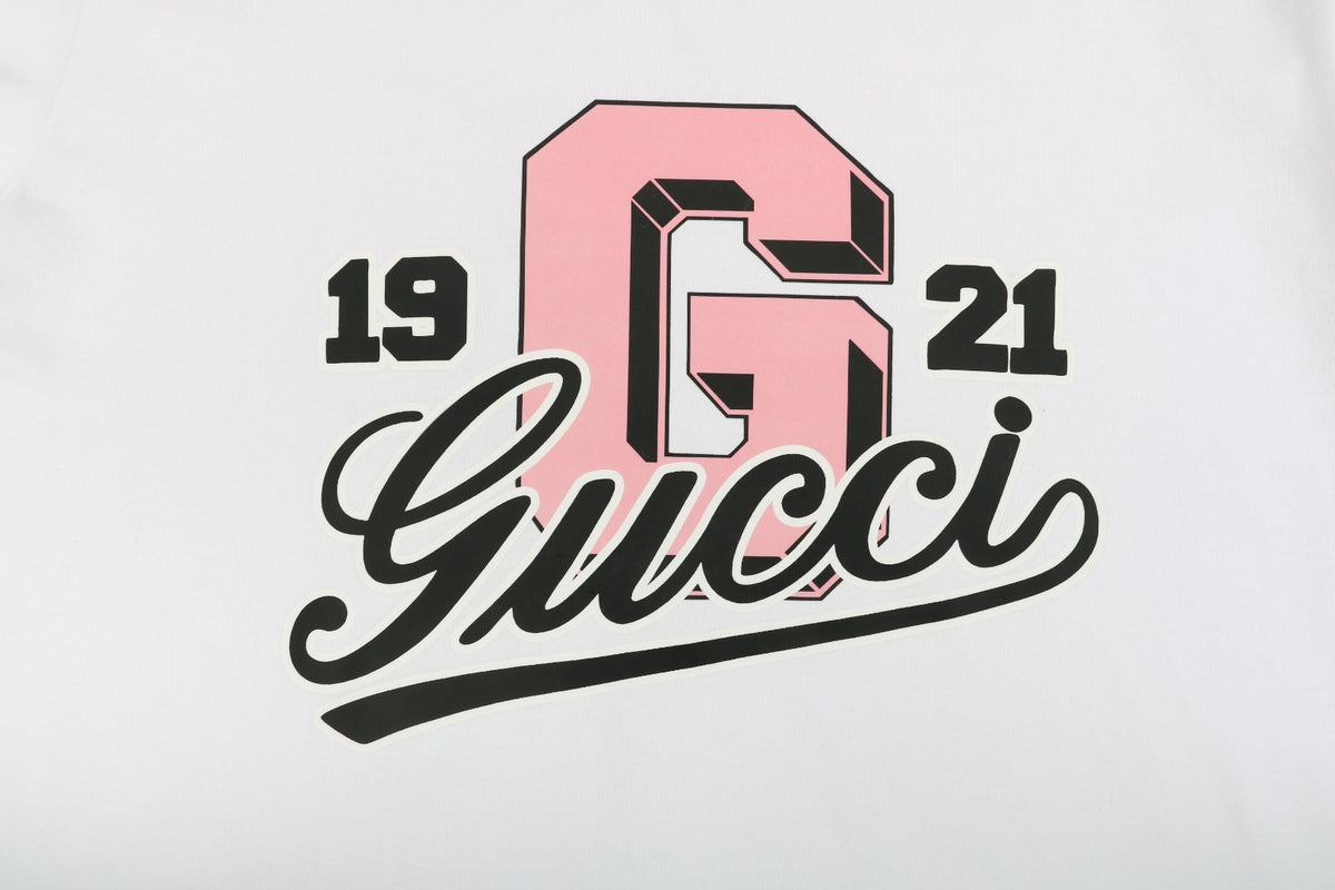 Gucci 25SS 1921 Pink G Collegiate Logo Print Short Sleeve Tee