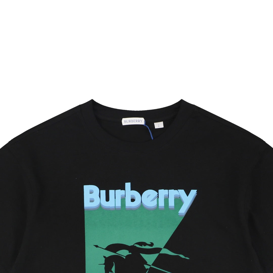 Burberry Inverted Triangle Gradient Equestrian Knight Print Tee — Black