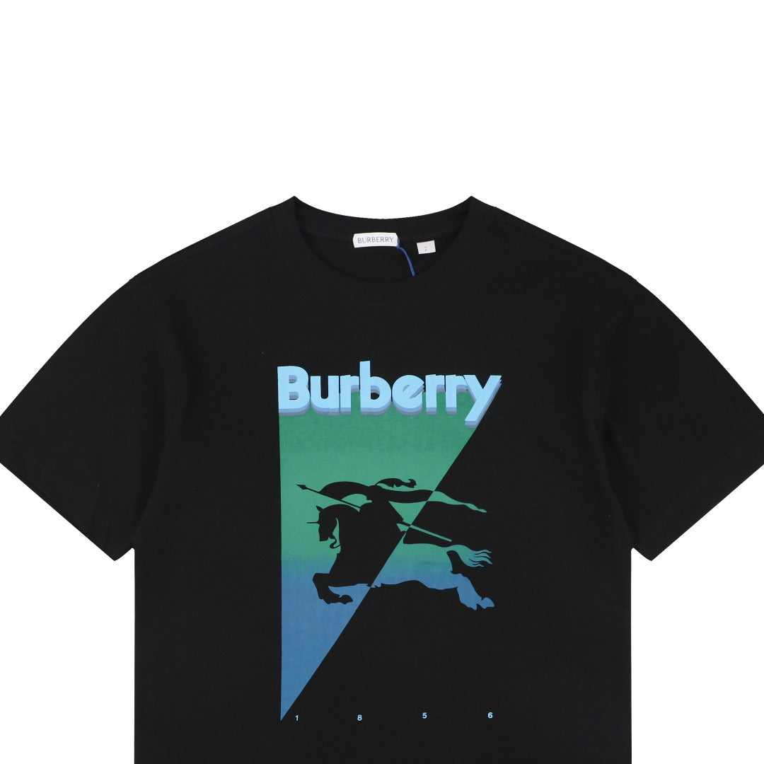 Burberry Inverted Triangle Gradient Equestrian Knight Print Tee — Black