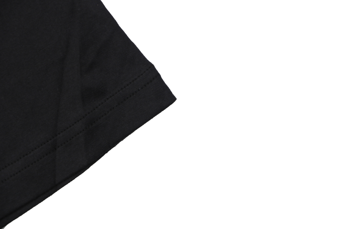 Gucci Laurel Branch Knight Crest Print Short Sleeve Tee — Black