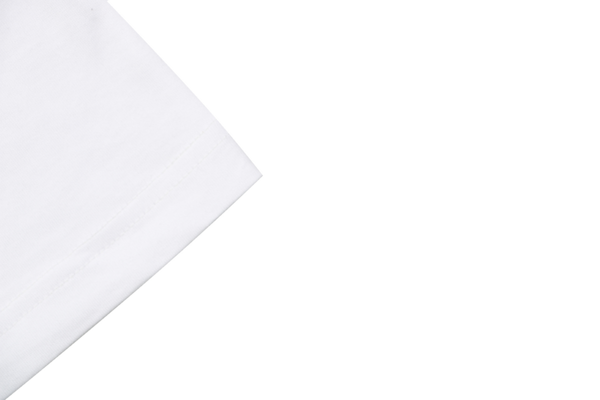 Gucci Laurel Branch Knight Crest Print Short Sleeve Tee — White