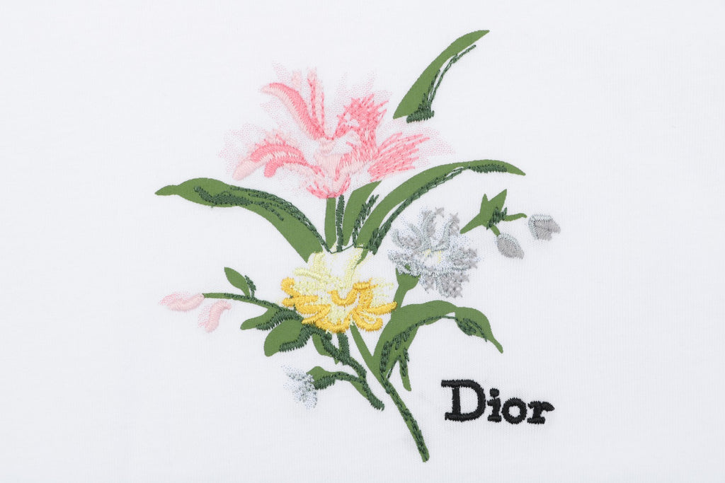 Dior Floral Bouquet Dio Embroidered Short Sleeve Tee — White