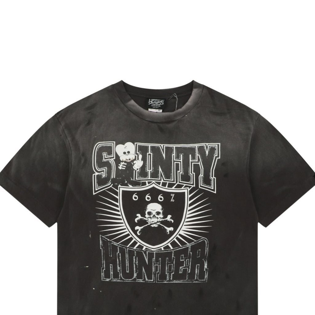 Saint Michael Sainty Hunter 6662 Skull Middle Finger Print Short Sleeve Tee — Vintage Black