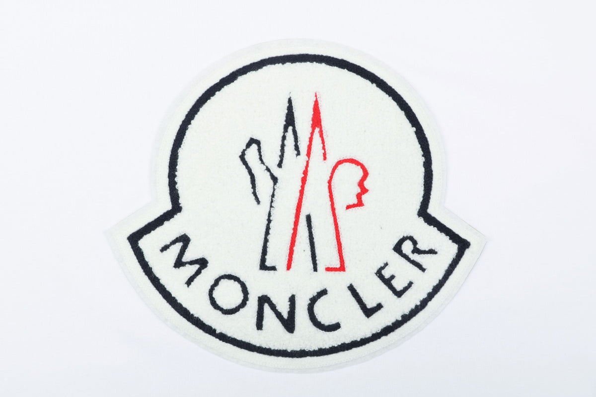 Moncler Oversized Circle Logo Towel Embroidery Short Sleeve Tee — White