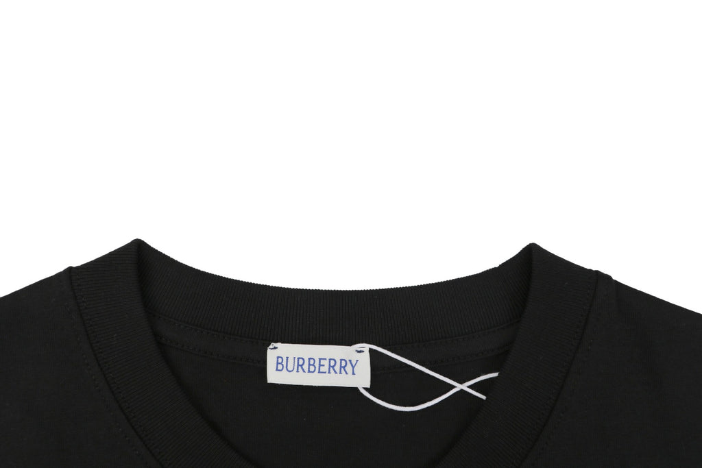 Burberry Oversized Equestrian Knight Print Short Sleeve Tee – Black