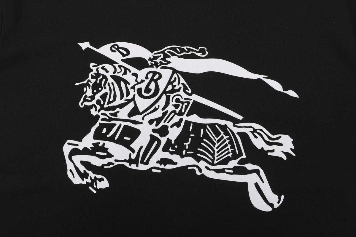 Burberry Oversized Equestrian Knight Print Short Sleeve Tee – Black