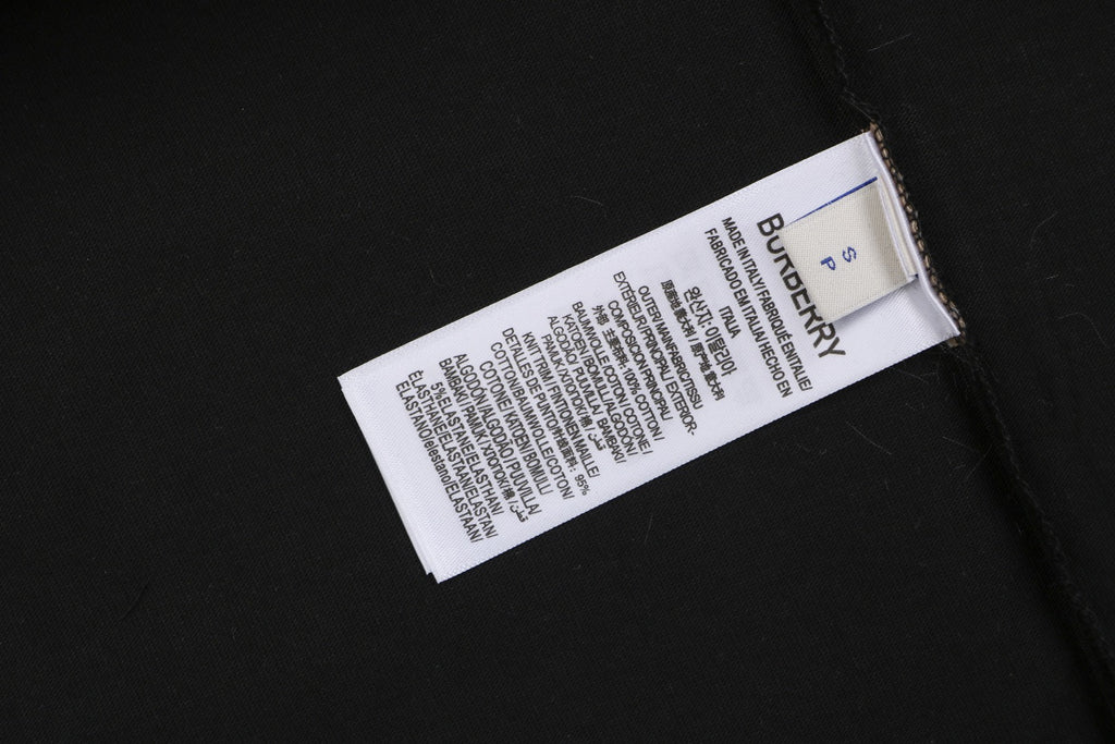 Burberry Oversized Equestrian Knight Print Short Sleeve Tee – Black