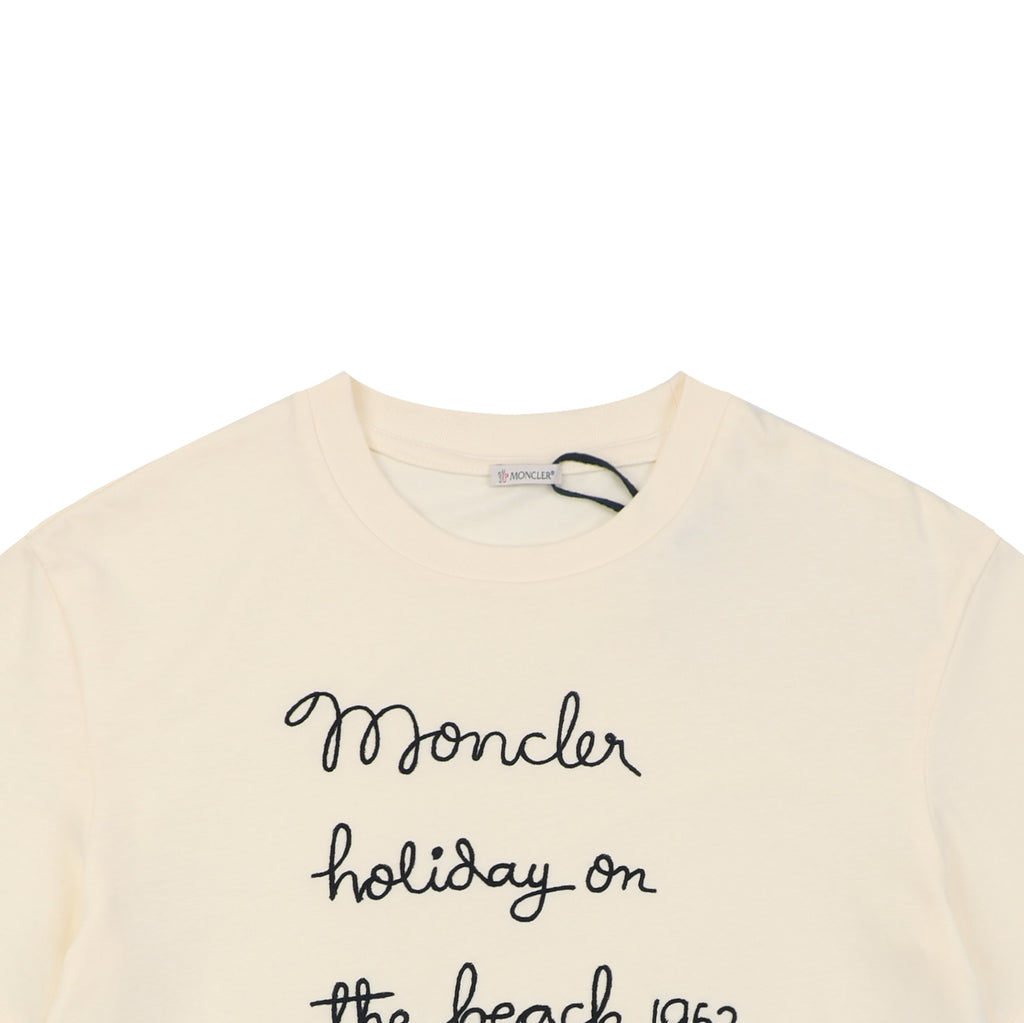 Moncler Holiday On The Beach 1952 Script Embroidered Short Sleeve Tee – Ecru