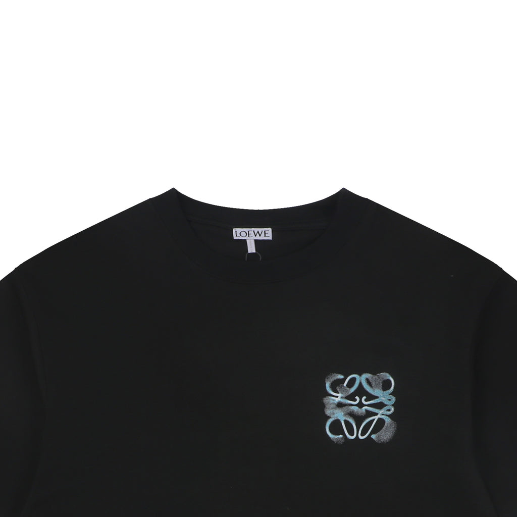Loewe Anagram Spray-Effect Badge Print Short Sleeve Tee – Black
