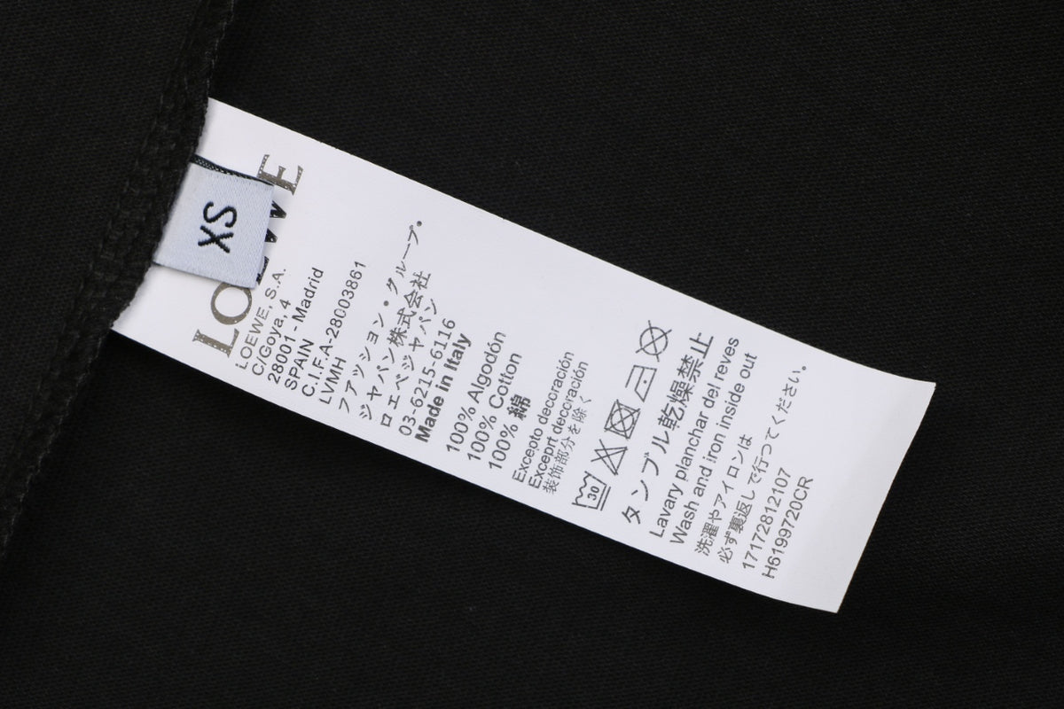 Loewe Anagram Spray-Effect Badge Print Short Sleeve Tee – Black