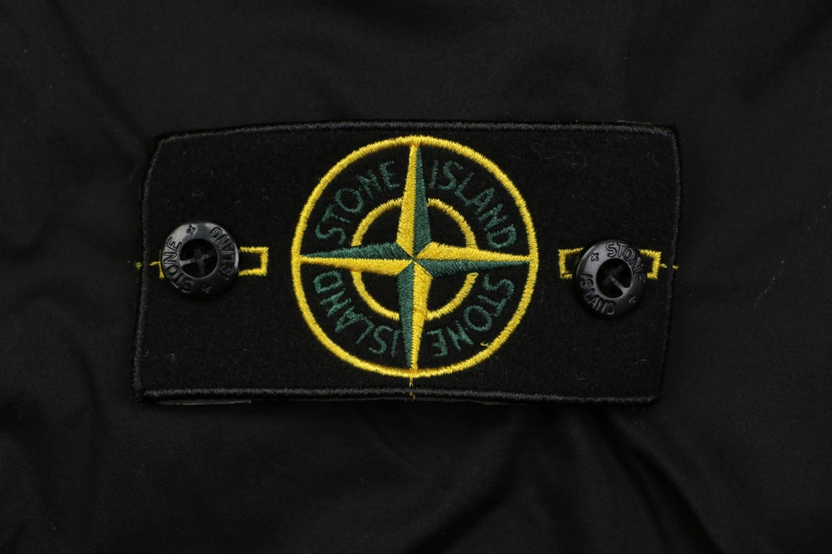Stone Island Compass Badge Dual-Pocket Technical Cargo Trousers – Black