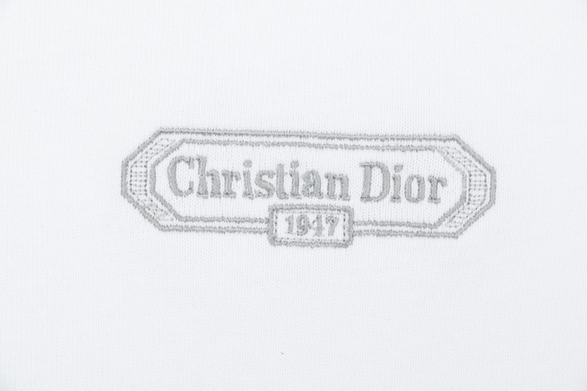 Dior 1947 Silver Embroidered Heritage Badge Short Sleeve Tee – White