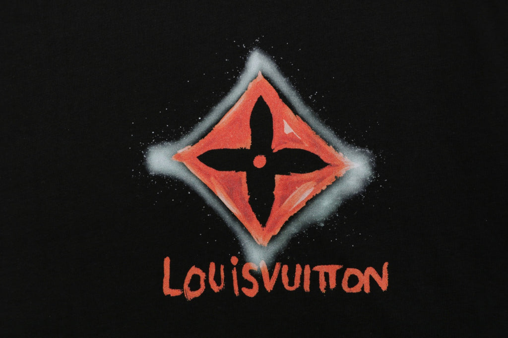 LV Dark Red Diamond Graffiti Print Short Sleeve Tee — Black