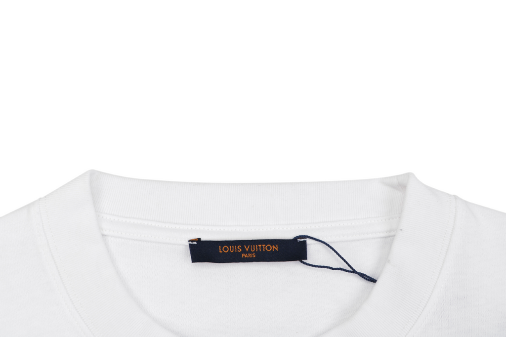 LV Dark Red Diamond Graffiti Print Short Sleeve Tee — White