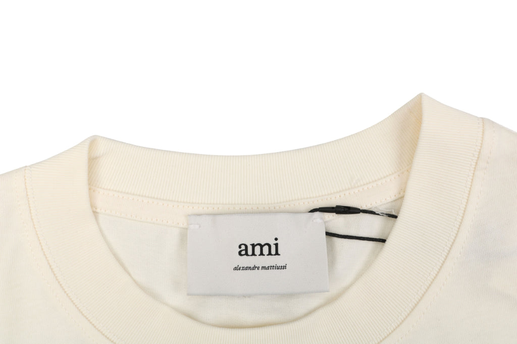 AMI Paris Playful AMI Paris Logo Embroidery Short Sleeve Tee – Cream