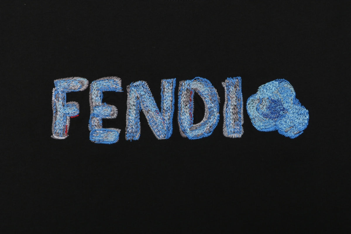 Fendi Gradient FENDI Logo Embroidery Short Sleeve Tee – Black