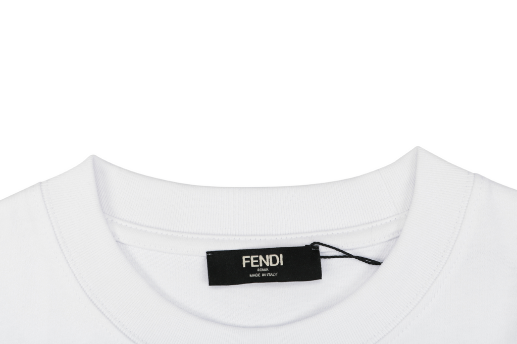 Fendi Gradient FENDI Logo Embroidery Short Sleeve Tee – White