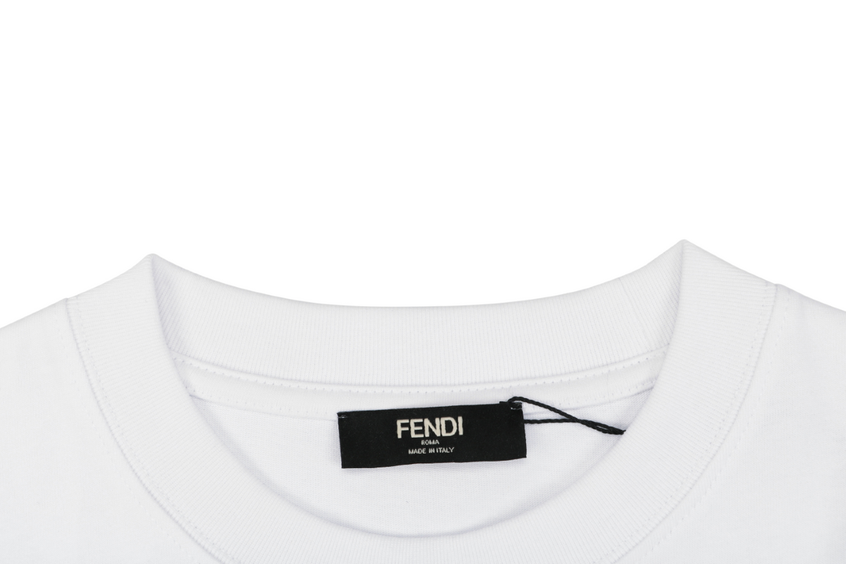 Fendi Gradient FENDI Logo Embroidery Short Sleeve Tee – White